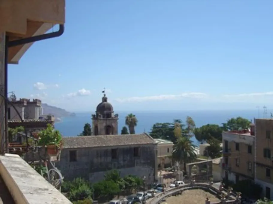 Villa Carla, A Charming Villa In The Center Of Taormina